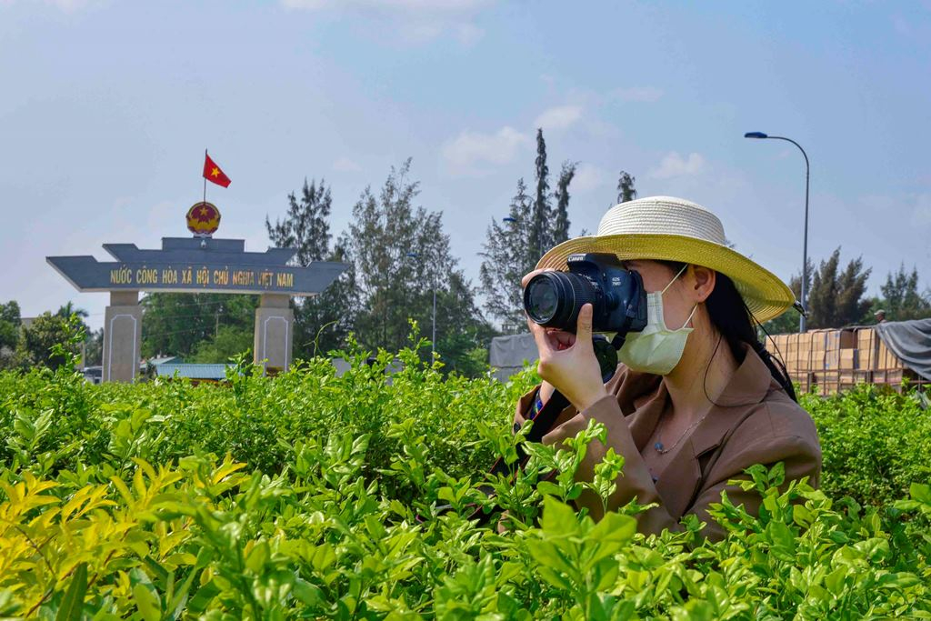 Phóng Viên Thực Tế – Cơ Hội Nghề Nghiệp Đầy Thử Thách và Hấp Dẫn - Ảnh 1